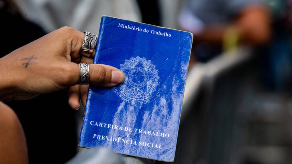 licena-remunerada:-veja-quando-o-trabalhador-pode-faltar-ao-trabalho-sem-ter-desconto-no-salrio