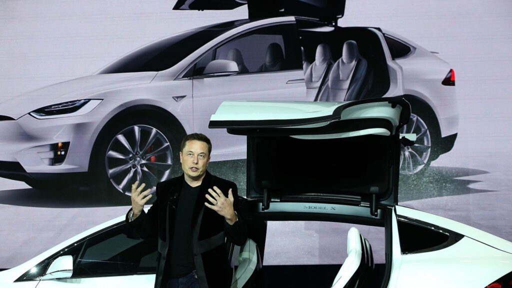 tesla-anuncia-recall-de-2,2-milhes-de-carros,-quase-todos-os-j-vendidos-pela-marca