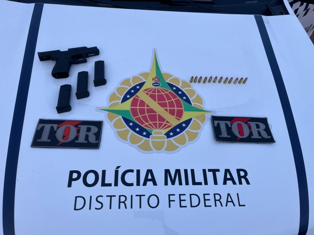 Homem preso com arma de fogo durante ponto de bloqueio em Planaltina homem-preso-com-arma-de-fogo-durante-ponto-de-bloqueio-em-planaltina