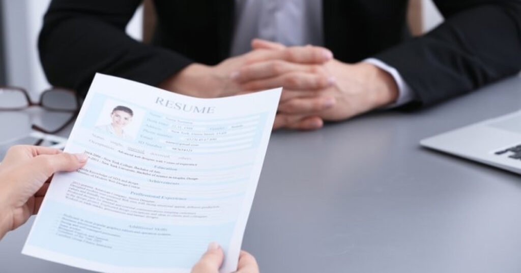 como-fazer-currculo-com-inteligncia-artificial?-5-passo-para-aumentar-suas-chances-na-seleo