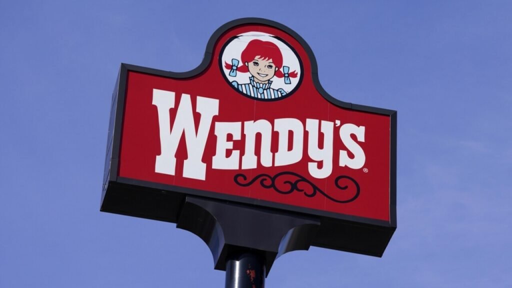 Aps fiasco de preos dinmicos, Wendys apresenta nova estratgia aps-fiasco-de-preos-dinmicos,-wendys-apresenta-nova-estratgia