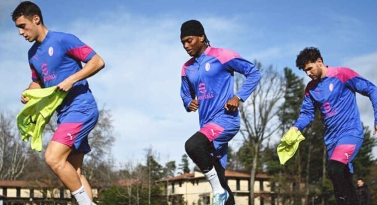 Milan x Slavia Praga: onde assistir, escalaes e arbitragem milan-x-slavia-praga:-onde-assistir,-escalaes-e-arbitragem