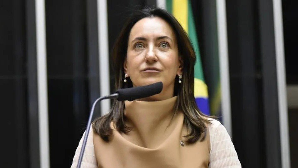PT aciona Justia para impedir mudana de domiclio eleitoral de Rosngela Moro pt-aciona-justia-para-impedir-mudana-de-domiclio-eleitoral-de-rosngela-moro