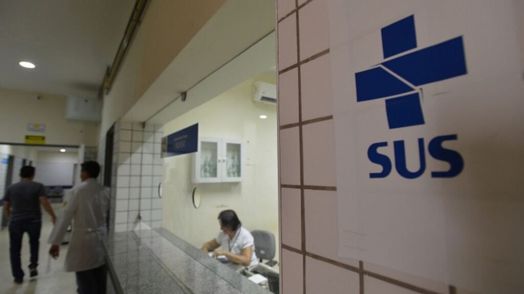 por-que-os-nossos-polticos-no-se-tratam-no-sus?