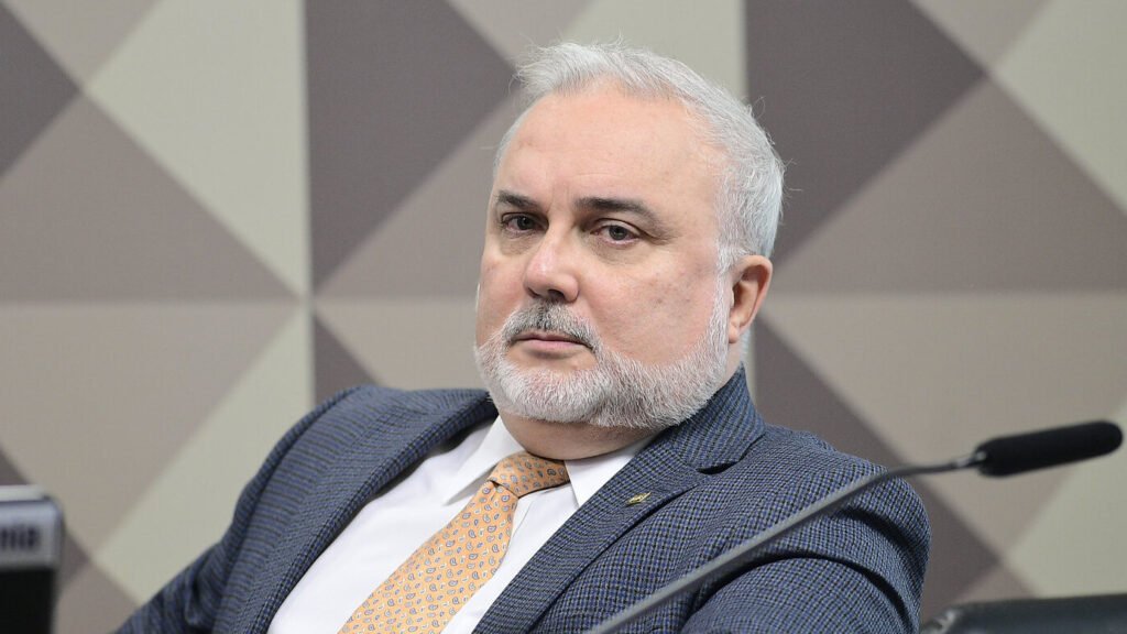 Presidente Da Petrobras Ironiza Rumores Sobre Sua Sada Da Estatal presidente-da-petrobras-ironiza-rumores-sobre-sua-sada-da-estatal